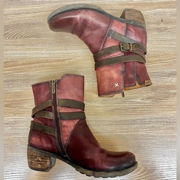 Pikolinos Burgundy Leather Boots - Size 38EU 7.5US